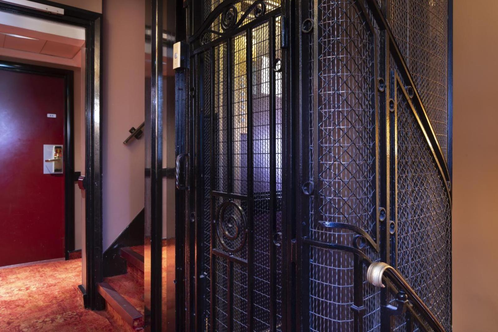 Luxury Arc Of Triumph Apartment Paris Exterior foto